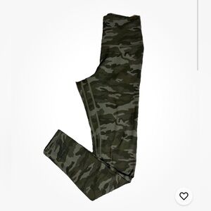 Lady Camouflage Leggings - small